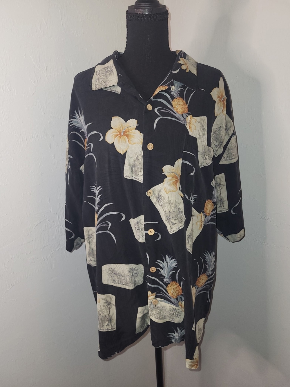 Jamaica Jaxx Black Button-Up Shirt with Yellow Floral & Pineapple Print